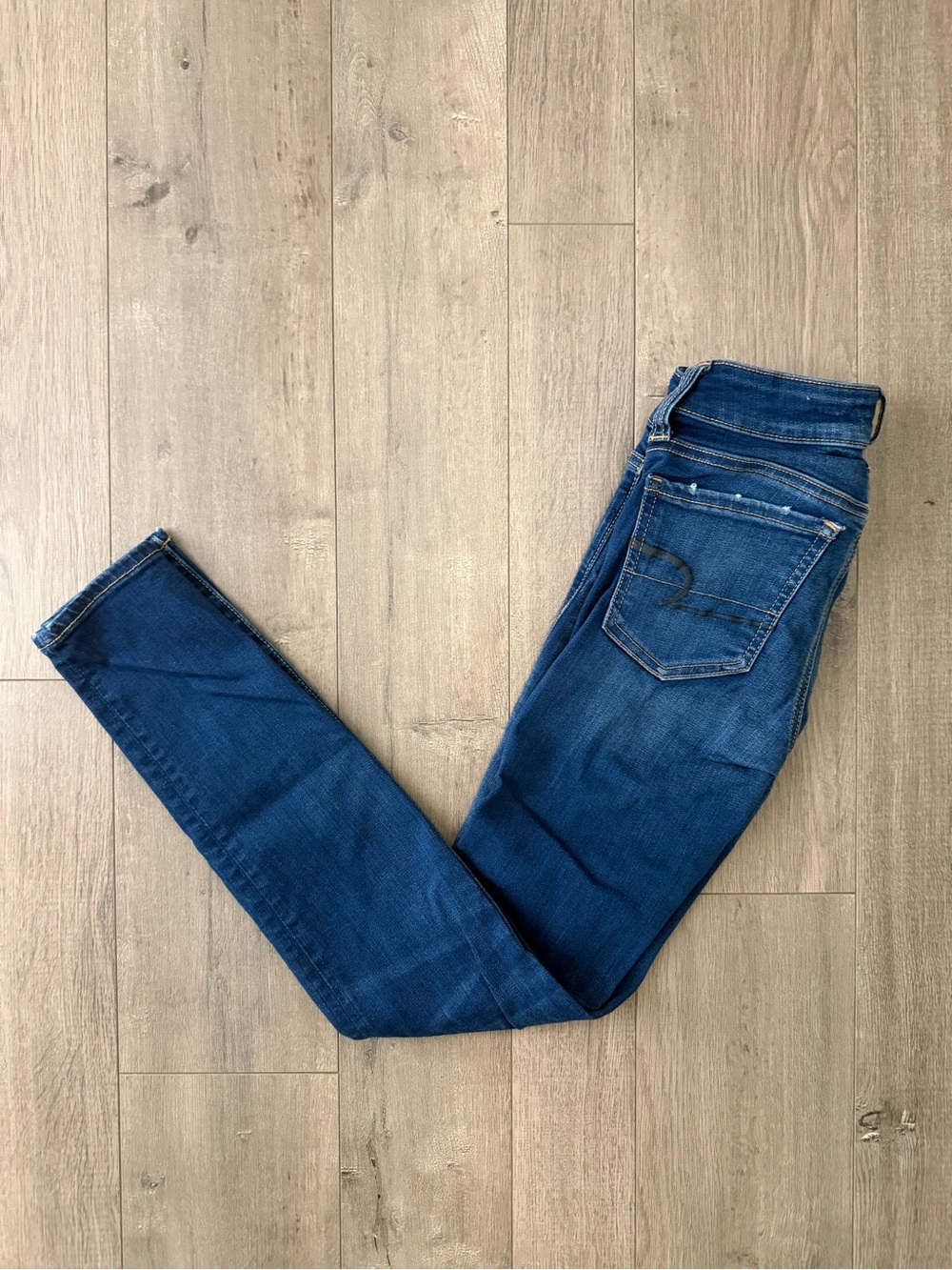 American Eagle Outfitters Women's Mid/Dark Blue Skinny Jeans
